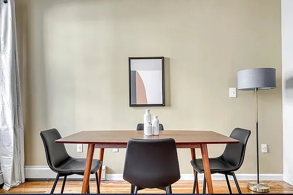 Rented by Capri Jet Realty Corp | media 15