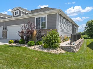 3985 Shoeger Dr, Yorkville, IL 60560