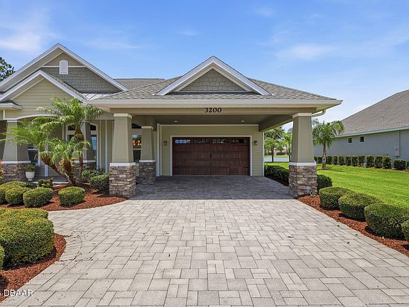 3rd image of 3200 Monaco Blvd