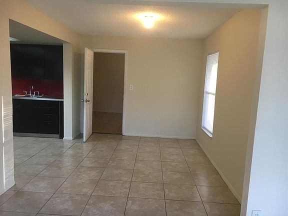 4th image of 2717 Grandola Dr