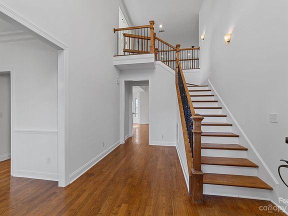 3rd image of 9718 Worley Dr