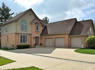 711 N Arlington Heights Rd, Arlington Heights, IL 60004