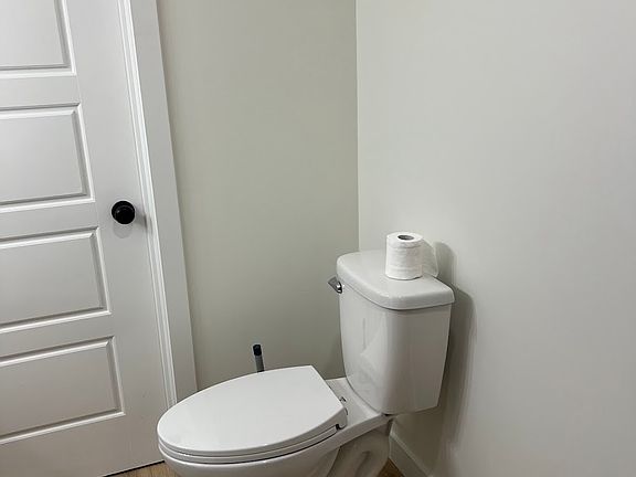 5th image of 137 Pugh St #B