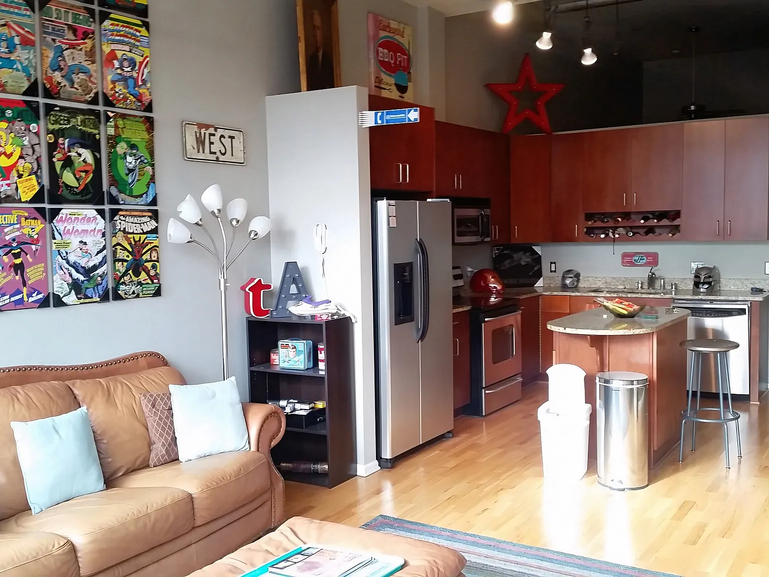 2 bed, 1006 sqft, $1,899 — Photo 2