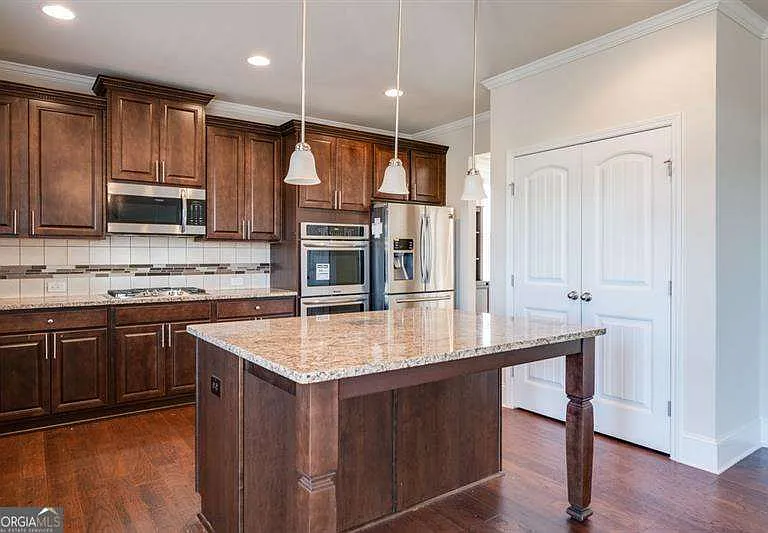 4215 Miramount Overlook — Photo 11