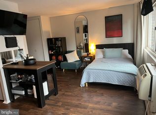 2101-17 Chestnut St #1706, Philadelphia, PA 19103