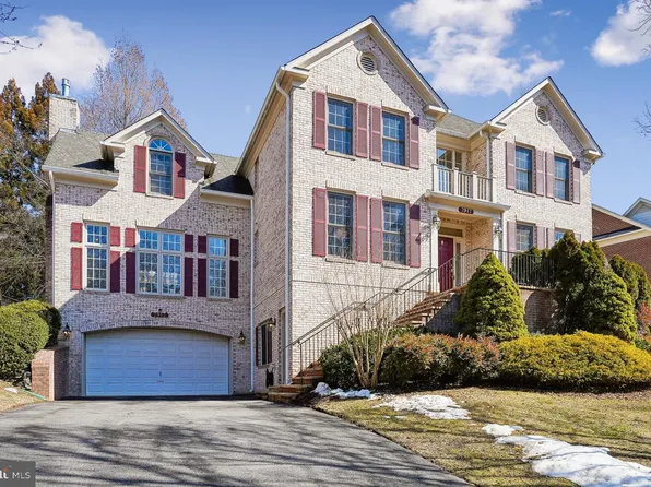 7917 Springer Rd, Bethesda, MD 20817