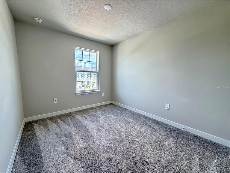 12326 Amber Creek Cir — Photo 19