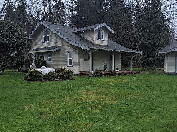 3rd image of 2021 36th Ave NE