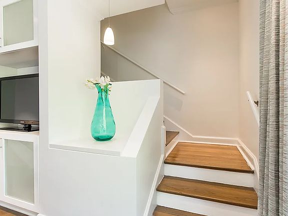 5th image of 130 San Vicente Blvd #2B-1Ba-1237Sqft