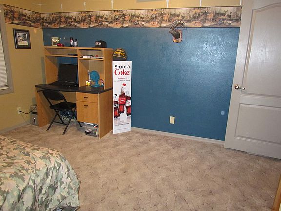 5th image of 541 Arnold Ln