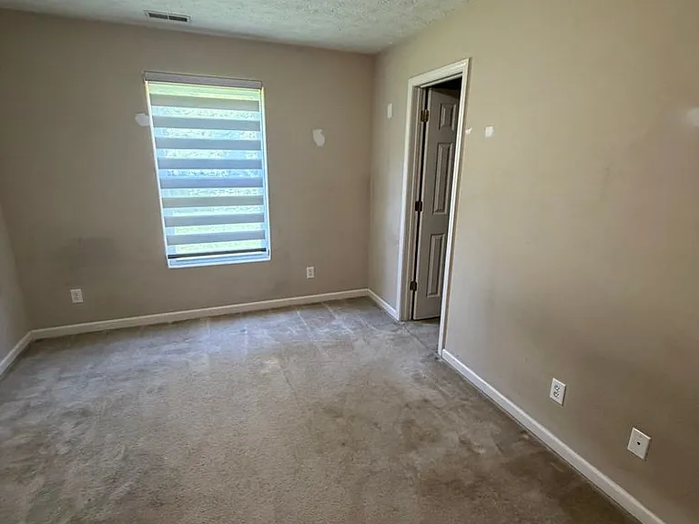 525 Plantation Way — Photo 9