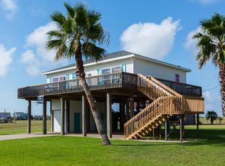 13105 Coronado Dr, Freeport, TX 77541
