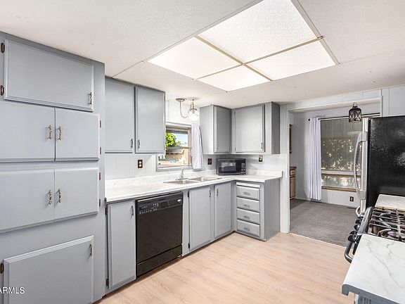 4th image of 2650 W UNION HILLS Drive #114