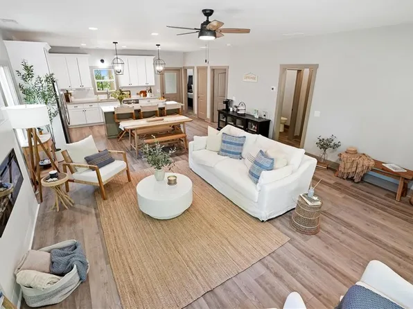 280 Townview Dr, Cleveland, GA 30528