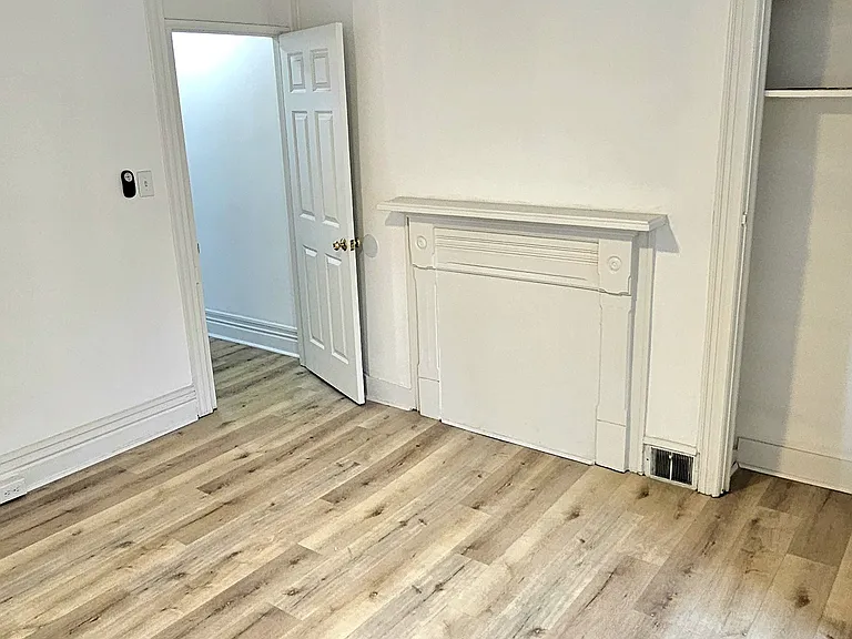 272 Butler St — Photo 15