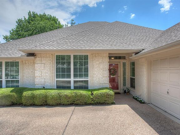 3rd image of 6948 Allen Place Dr