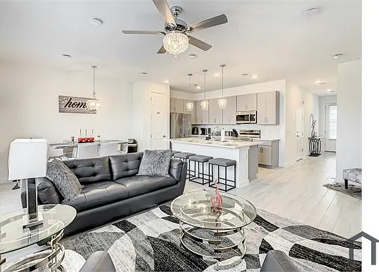 1055 Plantation Ln — Photo 35
