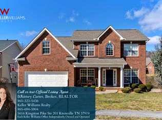9701 Hawfinch Ln, Knoxville, TN 37922