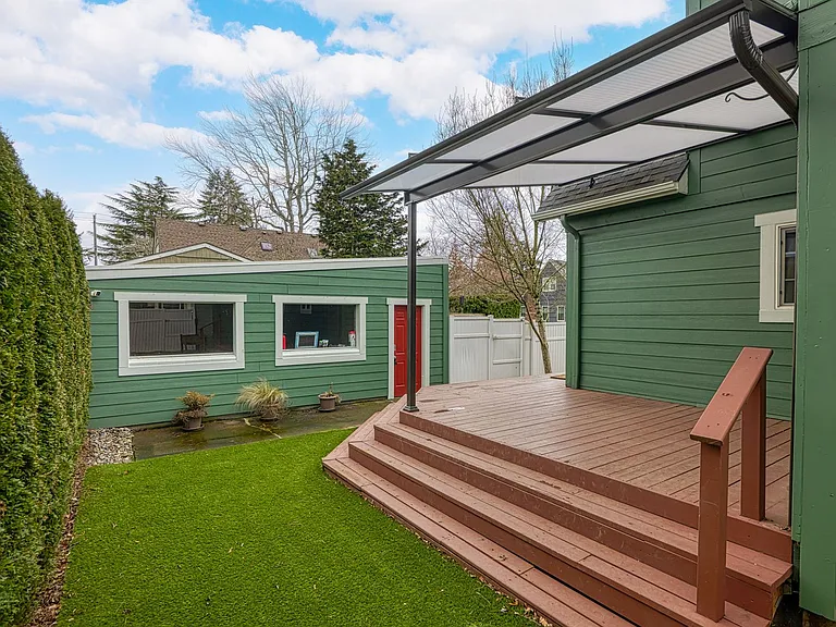 1837 NE 63rd Ave — Photo 7