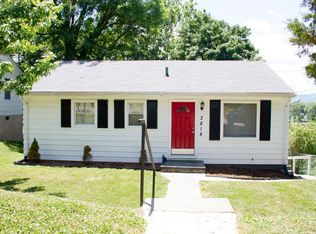 3818 Vermont Ave NW, Roanoke, VA 24017