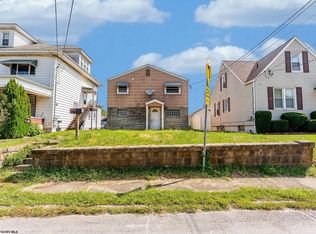 808 E Park Ave, Fairmont, WV 26554