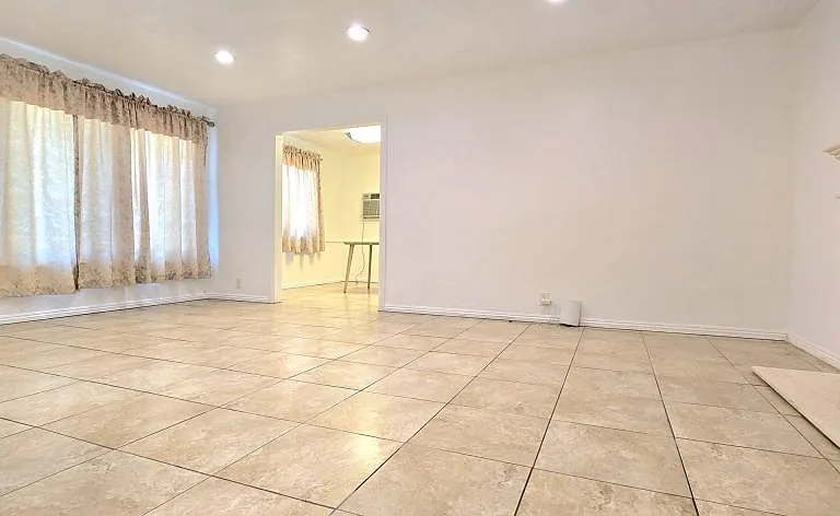 9222 De Adalena St — Photo 24
