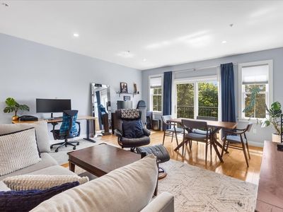 9 Independence Ave UNIT 212, Braintree, MA, 02184