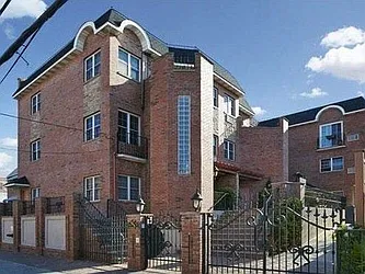 6315 Forest Avenue #1C image 1 of 8