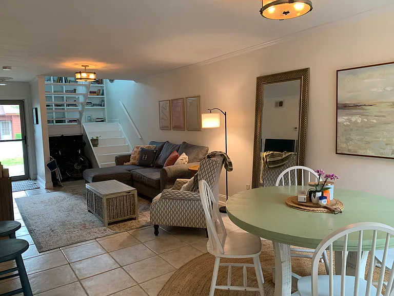 2385 Sugartree Ave — Photo 6