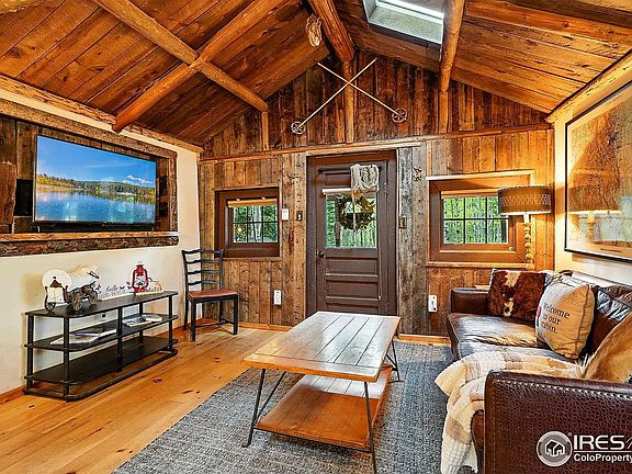 3rd image of 1634 Caribou Rd #2