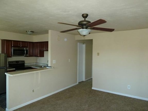 3rd image of 110 W 26th St APT J