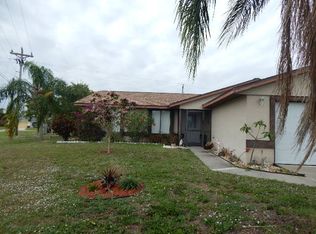 612 SE 21st Pl, Cape Coral, FL 33990