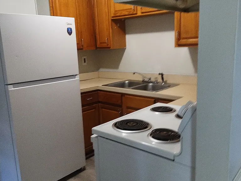 1005 N Broadway St #2 — Photo 4