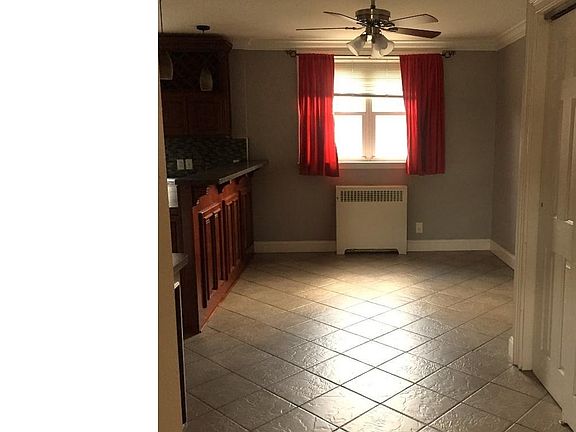 4th image of 2944 Longshore Ave