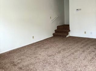 704 Green Way APT B, Madera, CA 93638