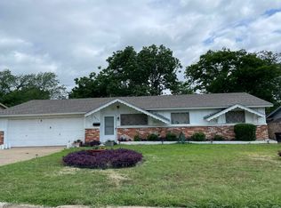 6817 Gary Ln, Fort Worth, TX 76112