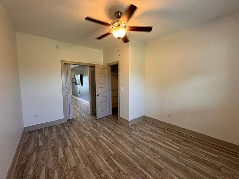 10 Shadow Wood Ln — Photo 5