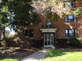 12 Robin Rd FLOOR 2, West Hartford, CT 06119