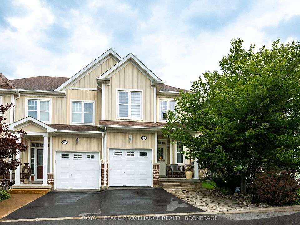 1st image of 901 Ascot Ln