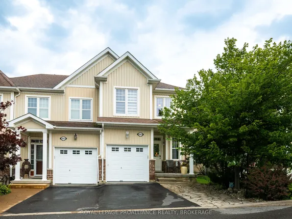 901 Ascot Ln, Kingston, ON K7K 0C8