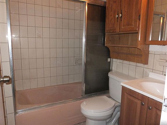 5th image of 65 Clifton Pl Floor 2