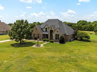 14 Windsor Dr, Rockwall, TX 75032