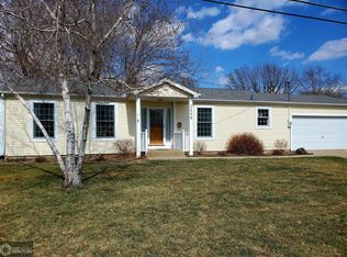 2648 Subilbe Ave, Burlington, IA 52601