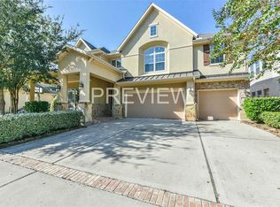 618 Dalton Ln, Sugar Land, TX 77479