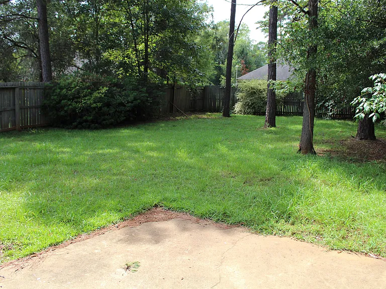2225 Bedford Ct #A — Photo 5