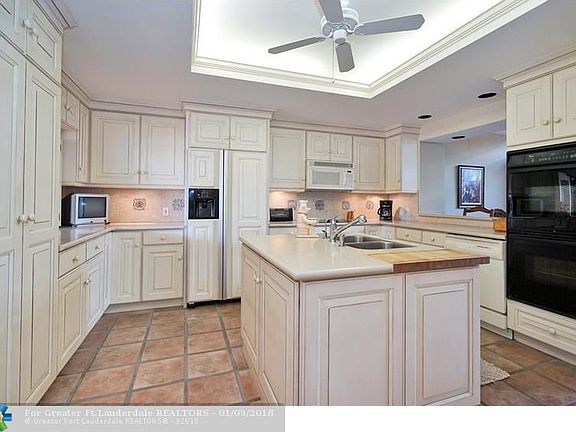 3rd image of 3100 NE 47th Ct #10
