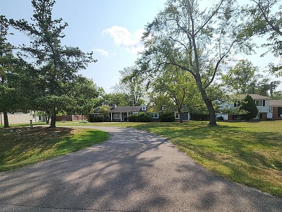 3rd image of 29805 Hemlock Ave