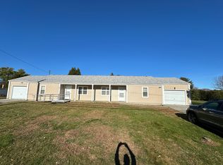 156 McCorrie Ln #A, Portsmouth, RI 02871