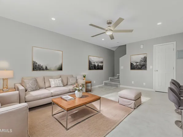 4733 E BELLEVIEW Street, Phoenix, AZ 85008